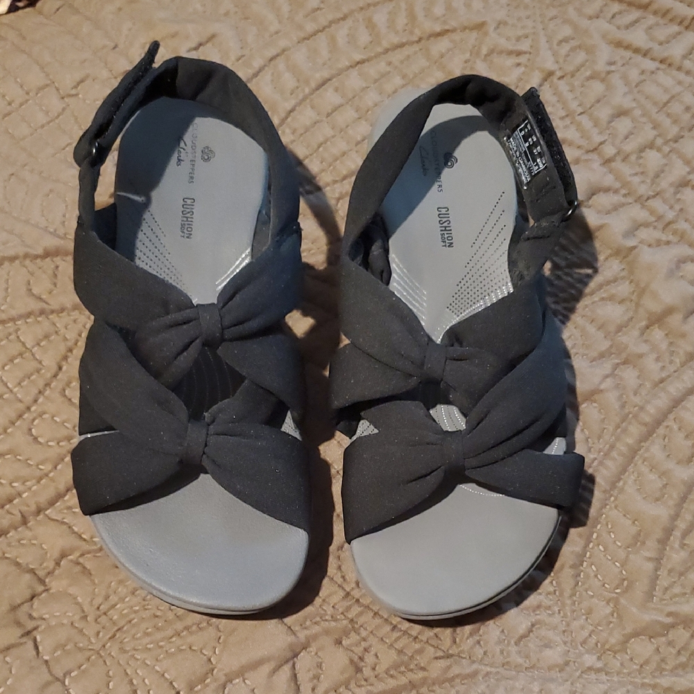 Elegant Black Bow Sandals